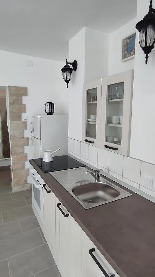 Apartment Loparina Nerezine 0*,  Croatia