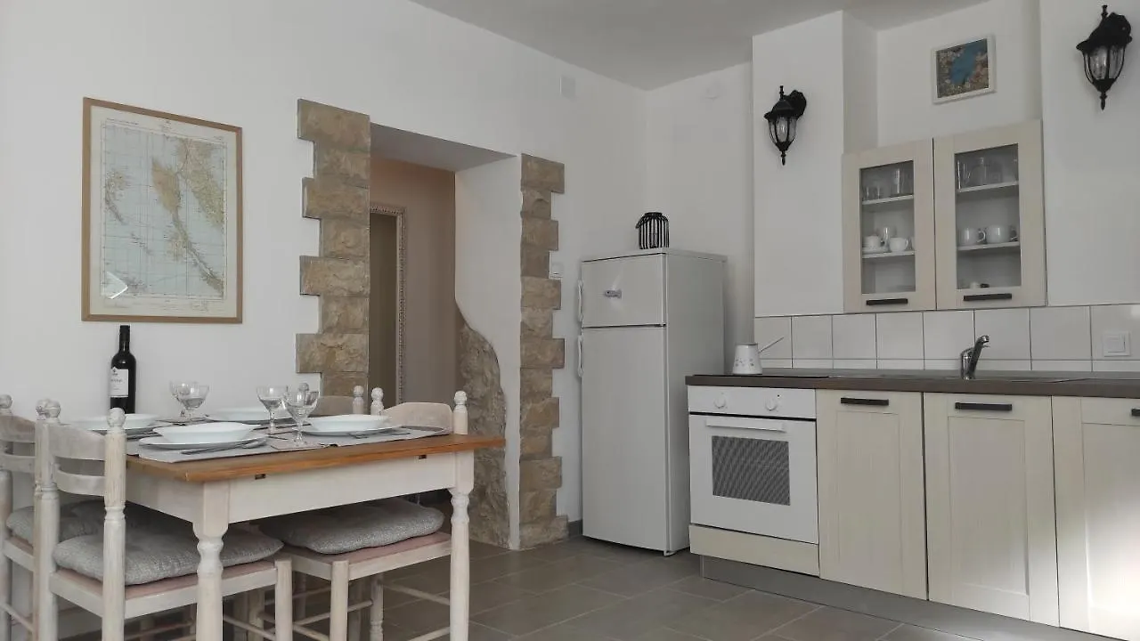 Apartment Loparina Nerezine